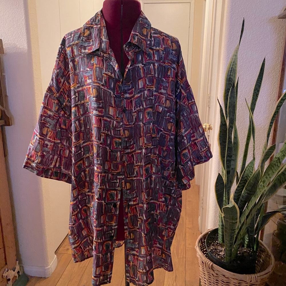 $35 100% Silk Men’s Short Sleeve Shirt. Maroon ,Oranges and Gray